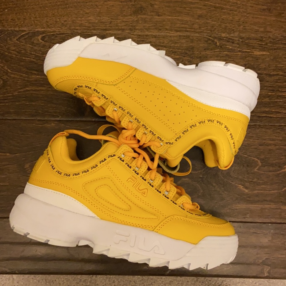 Fila - Picture 2 of 2